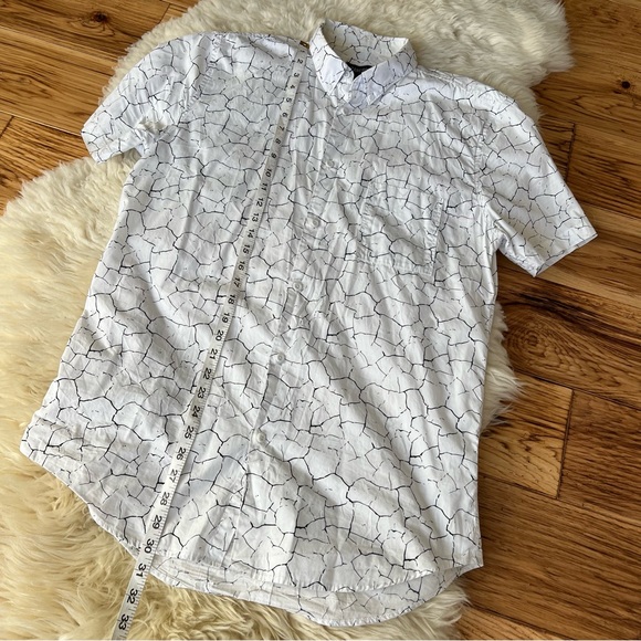 Zanerobe Monochrome Patterned Short Sleeve Button Down Shirt - Picture 6 of 7